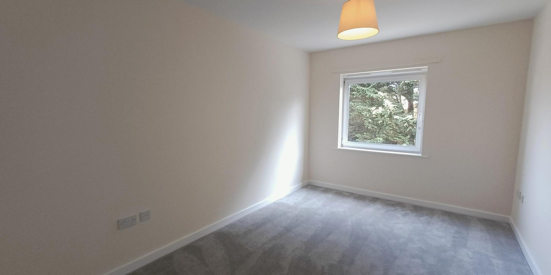Large Bedroom
