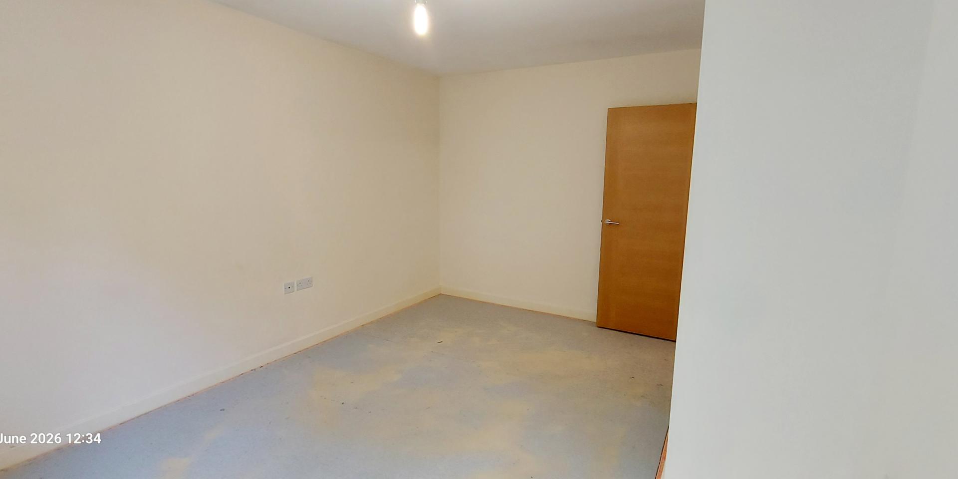 Main Bedroom (3)