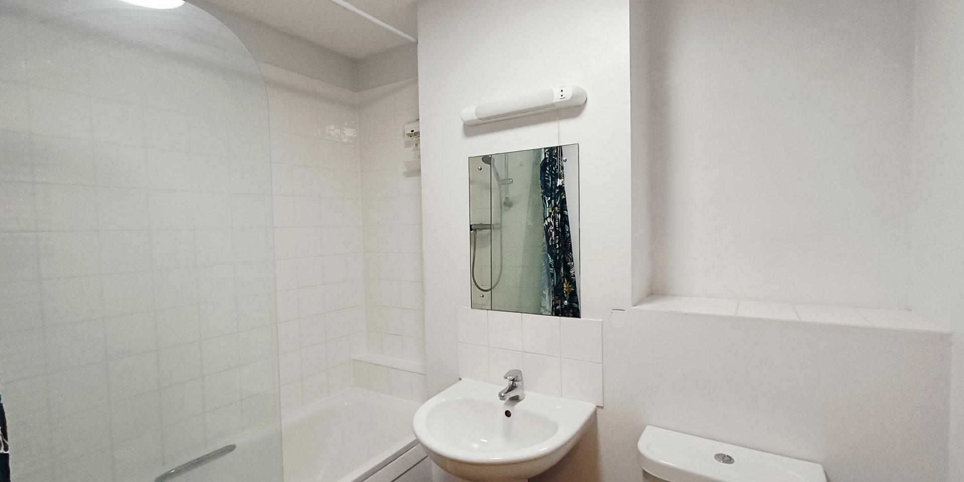 Bathroom (2)