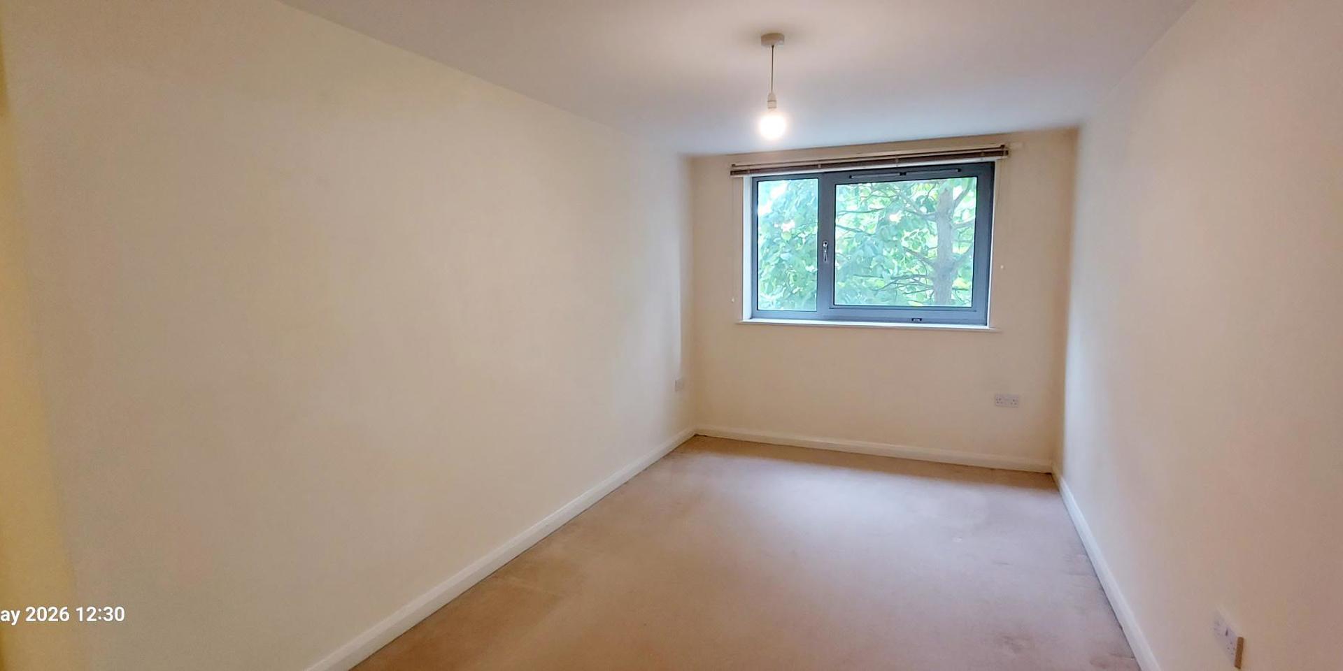 Main Bedroom (3)