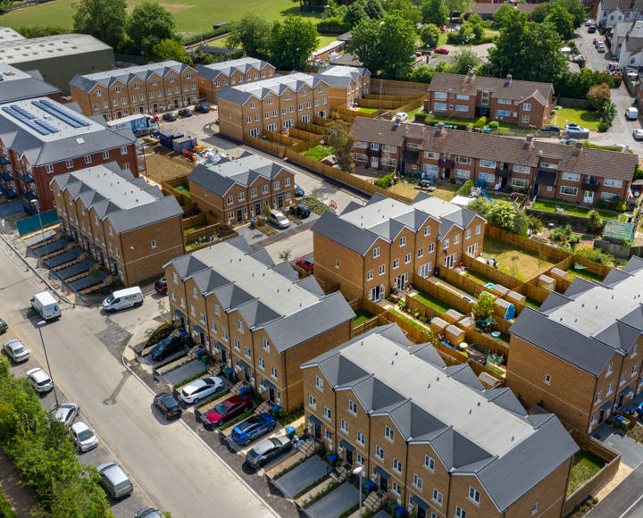 A big new development in Aylesbury, with flats and houses. 