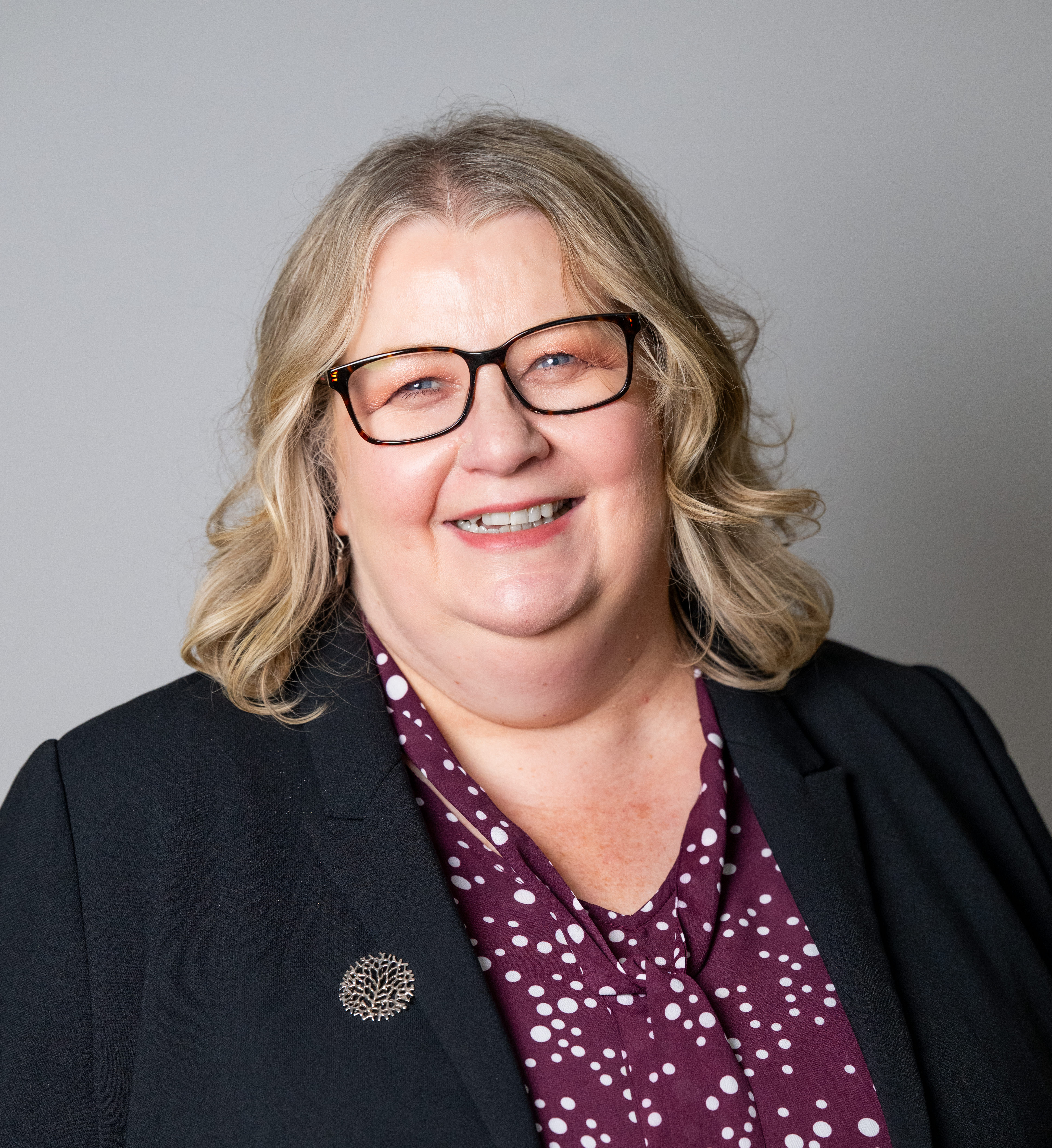 Maxine Head And Shoulders Cropped