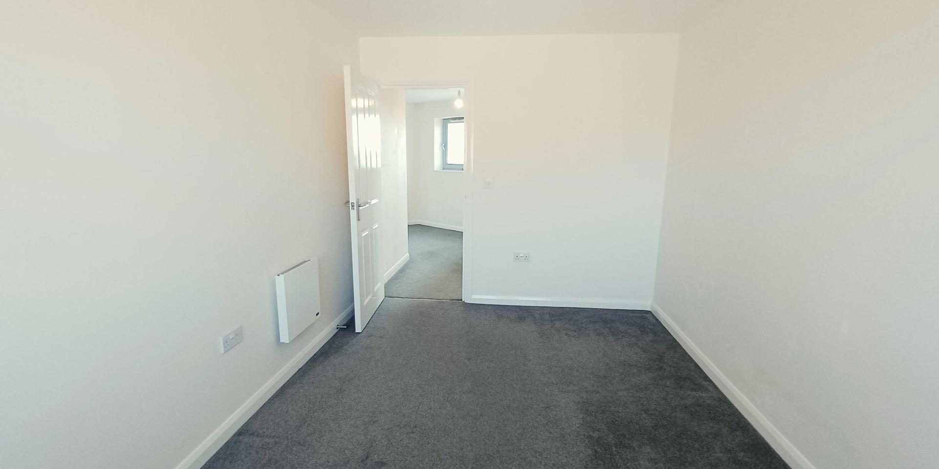 Second Bedroom (3)