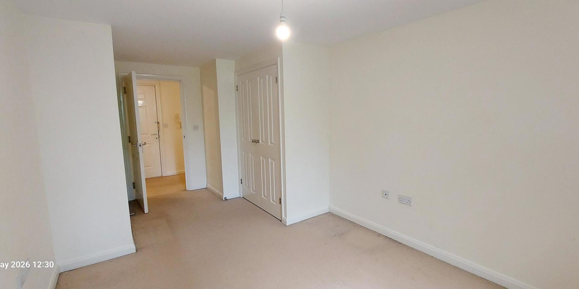 Second Bedroom (3)